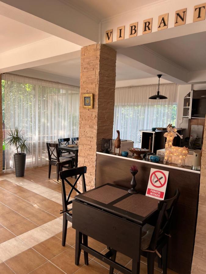 Vila Vibrant Бран Екстериор снимка