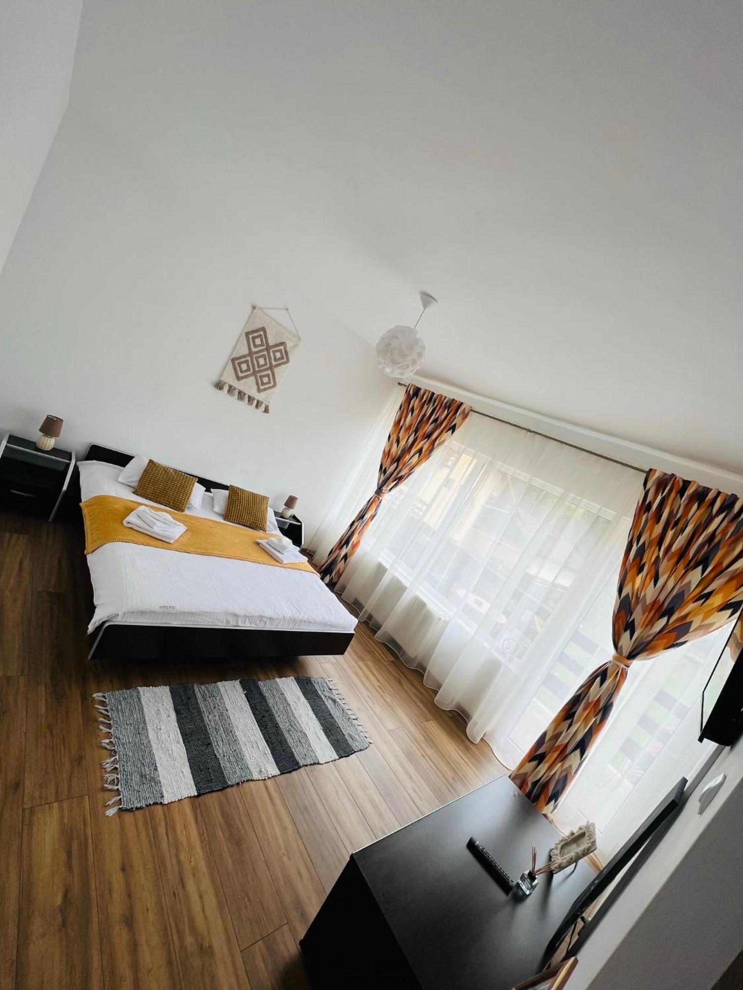 Vila Vibrant Бран Екстериор снимка